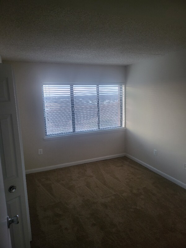 Building Photo - 7200 Jaywick Ave