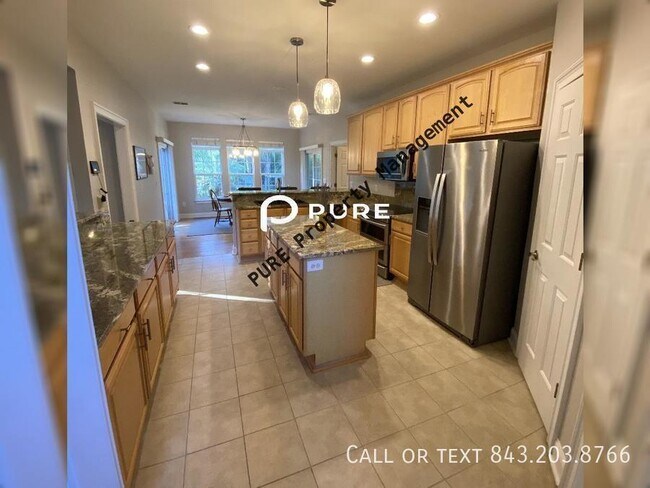 Building Photo - 1119 Holloway Ct