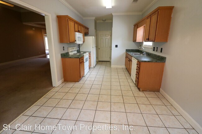 Foto del edificio - 3 br, 2 bath House - 340 Oak Leaf Cir