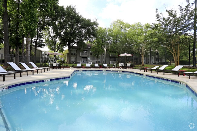 Community Pool - Ellevate St. Ives