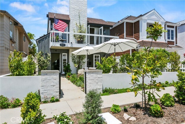 Foto principal - 711 Heliotrope Ave