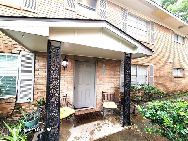 Building Photo - 1230 Shadowdale Dr