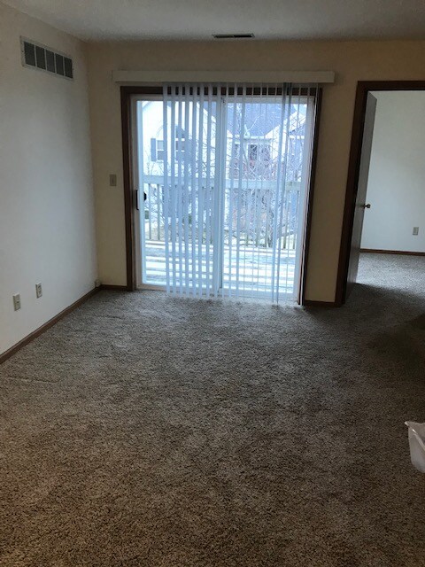 Foto principal - N25W24011-W24011 River Park Dr