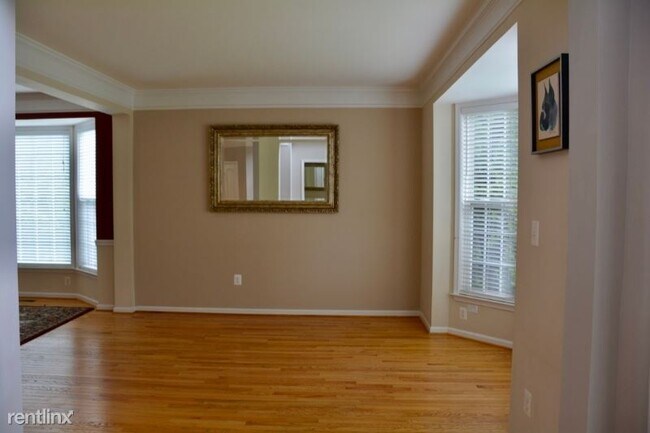 Building Photo - 42928 Cattail Meadows Pl