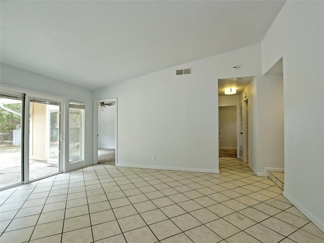 Building Photo - 7317 Lunar Dr