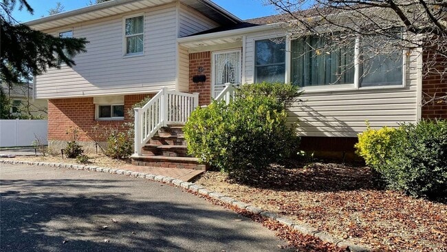Building Photo - 139 Cold Spring Rd