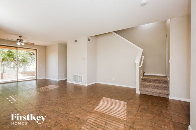 Foto del edificio - 13488 W Cypress St