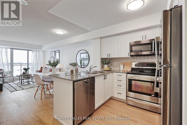Photo du bâtiment - 1070 Sheppard Ave W