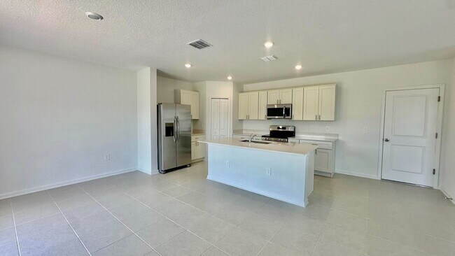 Foto del edificio - 5882 Le Marin Wy