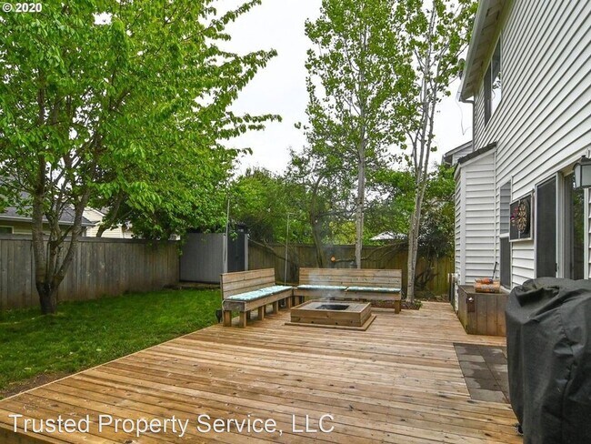 Building Photo - 4 br, 2.5 bath House - 3827 Aerial Way