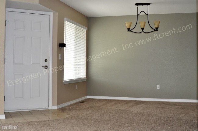 Building Photo - 5550 Corbett Dr