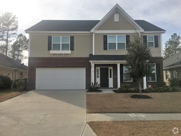 Building Photo - 19 Winslow Cir