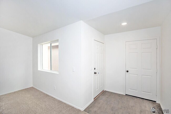 Foto del edificio - 7361 E 38th Ln