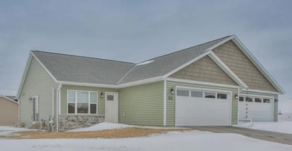 Building Photo - 3703 Green Pastures Ln