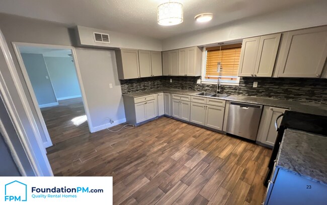 Foto del edificio - 3313 Foggy Ridge Cove