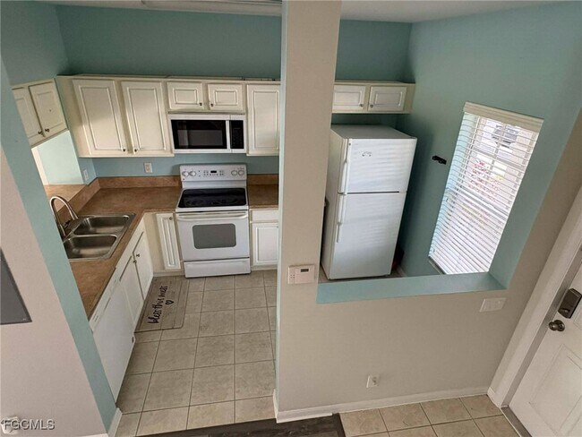 Foto del edificio - 8178 Pacific Beach Dr