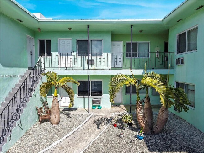 Foto del edificio - 521 NE 82nd Terrace