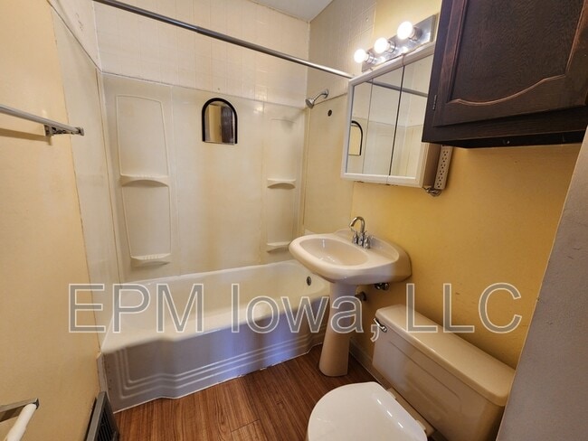 Foto del edificio - 661 Dawson St