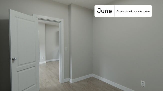Building Photo - Room in Shared 3 bed/1 bath home