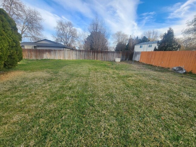 Foto del edificio - Charming & Affordable 2-Bedroom Home