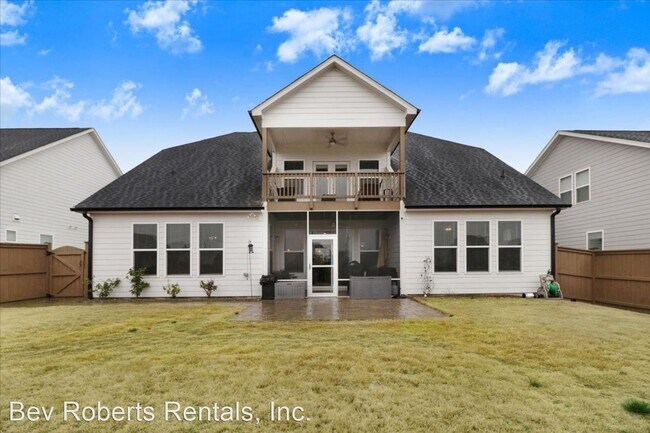 Foto del edificio - 4 br, 4.5 bath House - 200 Lingonberry Drive