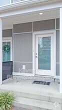 Building Photo - 1219 Bainbridge St