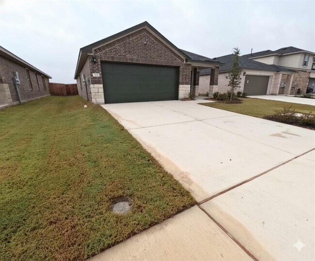 Foto del edificio - 424 NEW ALBANY Ln