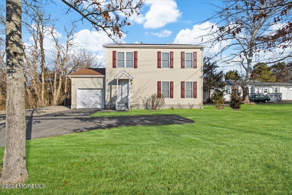 Primary Photo - 423 Dover Rd