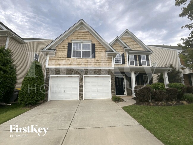Building Photo - 3351 Streamside Dr