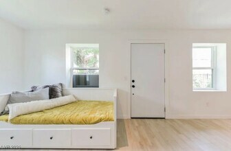 Building Photo - 715 S 3rd St