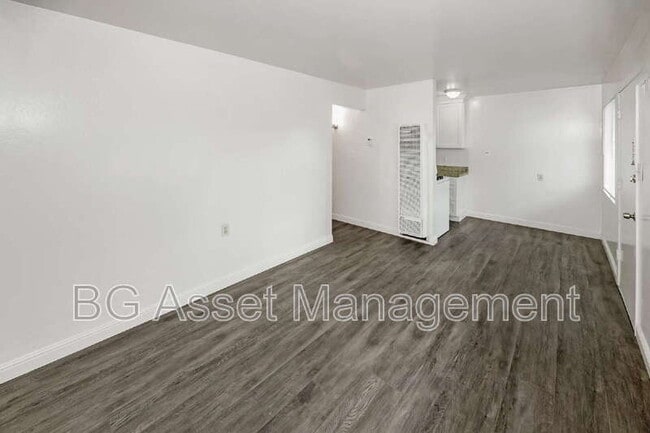 Photo - 1875 Powell St Apartment