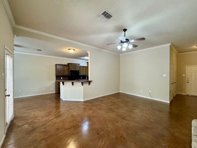 Foto del edificio - 400B Chapel Trail Cir
