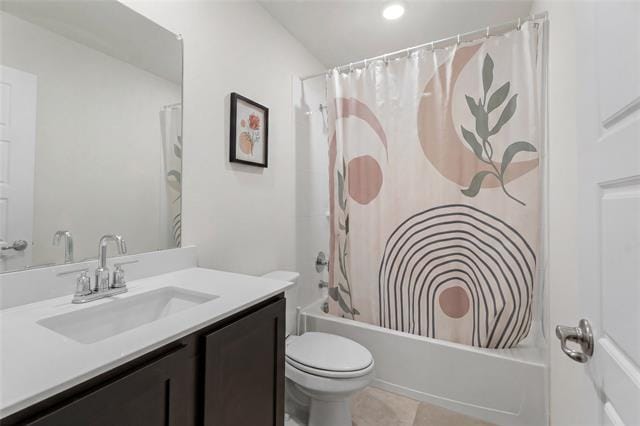 Foto del edificio - 222 Blue Hl Ln