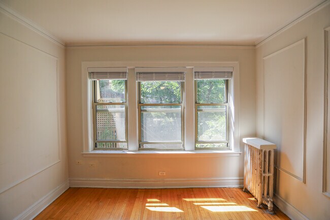 Foto del edificio - 5720 S Blackstone Ave