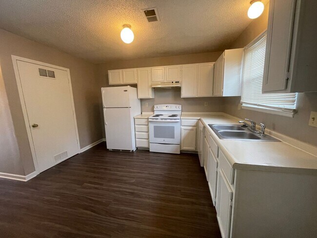 Foto del edificio - 2507 W 27th St