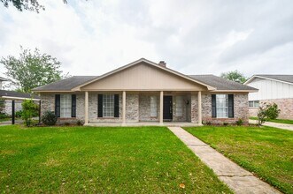 Building Photo - 7714 Eichler Dr