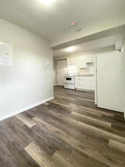 Building Photo - Spacious and Cozy One-Bedroom Apartment
