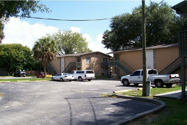 Building Photo - Tropical Delight Apartments