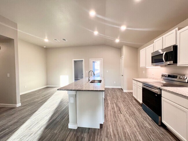 Foto del edificio - Brand new, beautiful, brick home in Harves...