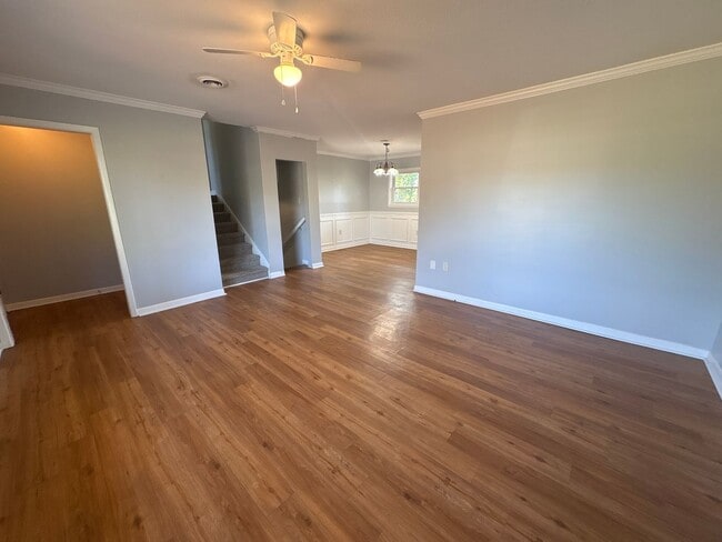 Building Photo - 315 Indian Trail