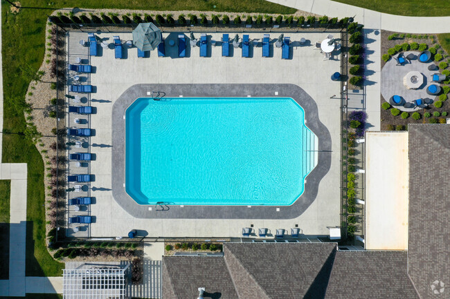 Pool - Liberty Summit