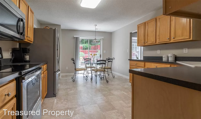 Foto del edificio - 3 br, 2.5 bath House - 6 Homestead Ct