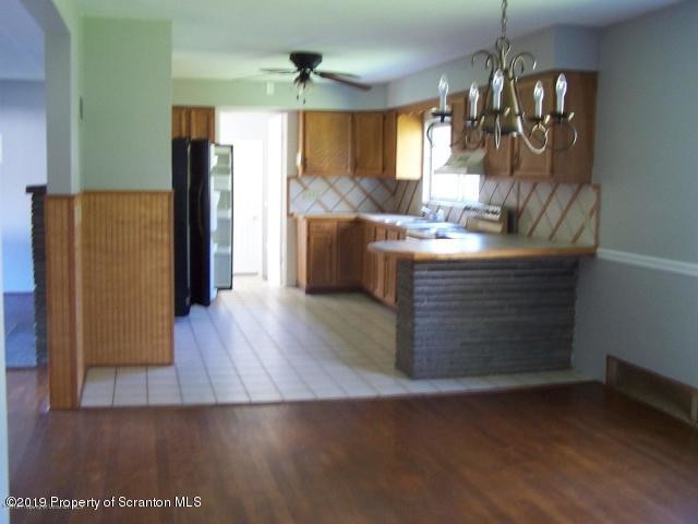Foto del edificio - 3 bedroom in Clarks Summit PA 18411