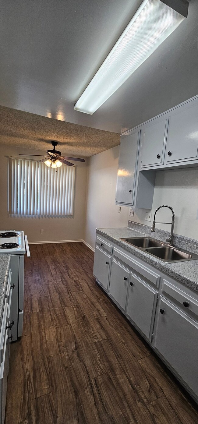 Photo - 10635 Colima Rd (Whittier, CA) Apartment