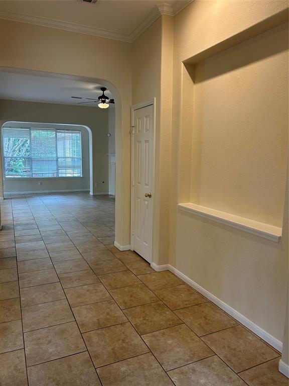 Building Photo - 26 Long Springs Pl
