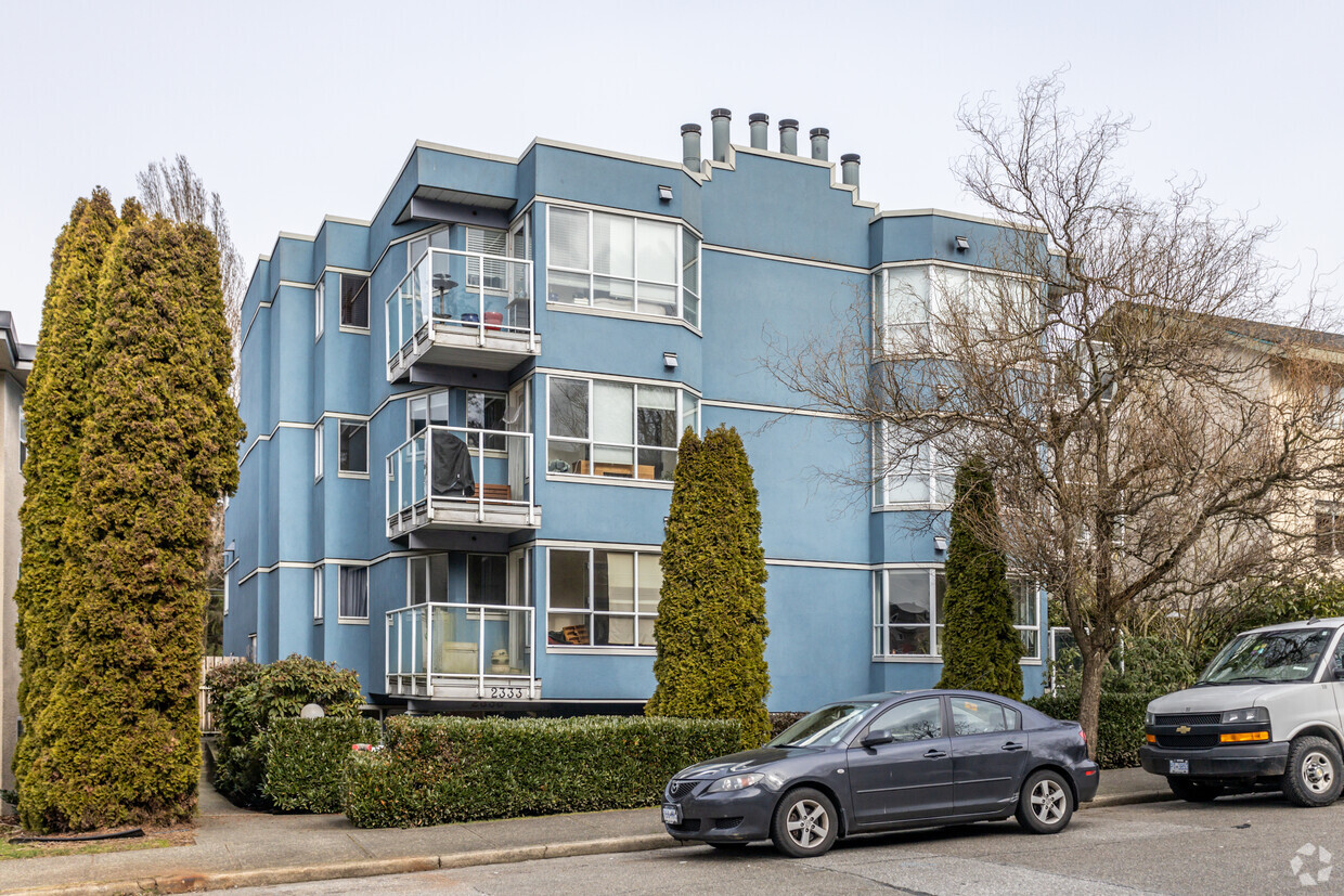 Primary Photo - 2333 Eton St