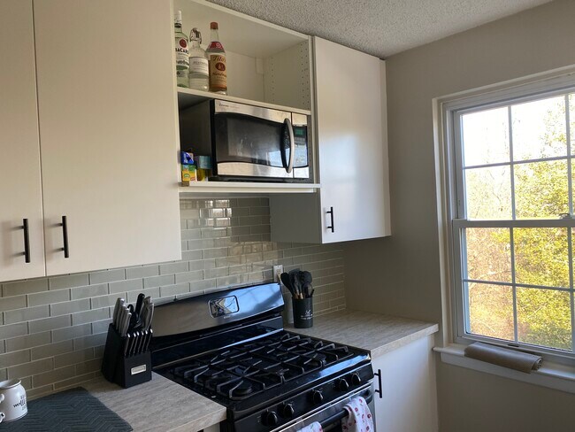 Kitchen - 250 Ridge Pike
