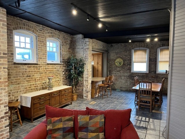 Foto del edificio - 415 N Gilbert St