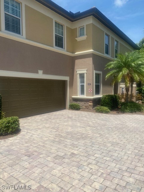Building Photo - 9508 Ironstone Terrace