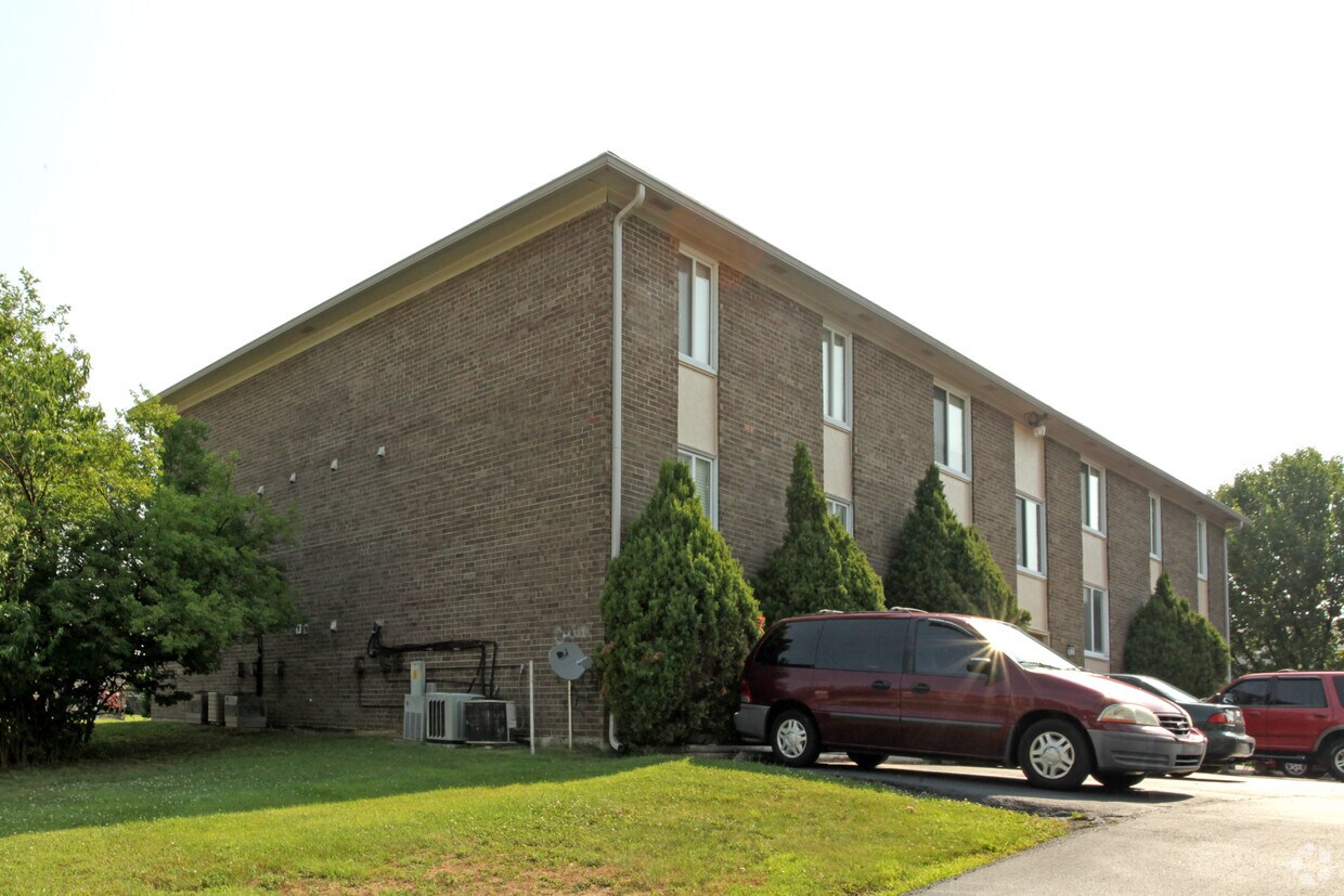 Building Photo - 9800 Michael Edward Dr